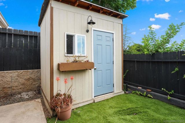 1802 Pamela Ln, Escondido, CA 92026
