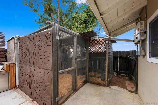 1802 Pamela Ln, Escondido, CA 92026