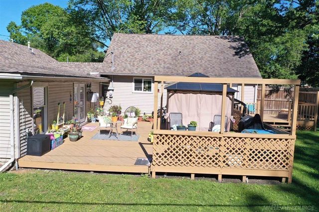 3531 State Road, Fort Gratiot, MI 48059