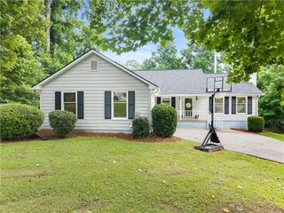 3422 Mill Creek Road, Gainesville, GA 30506