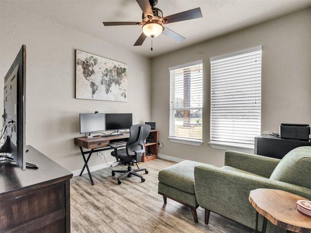 155 Horse Shoe Trail, Angleton, TX 77515