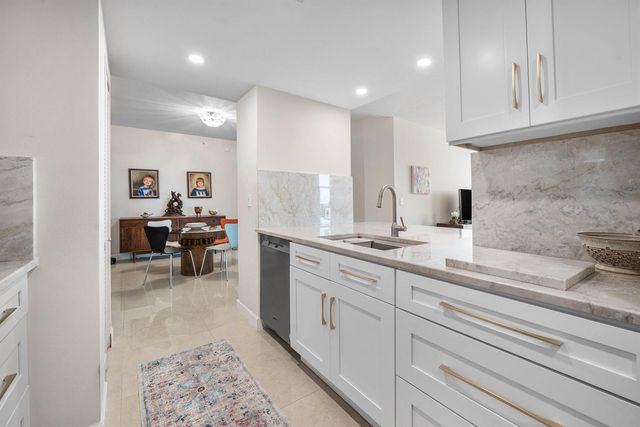 625 Casa Loma Boulevard 1408, Boynton Beach, FL 33435