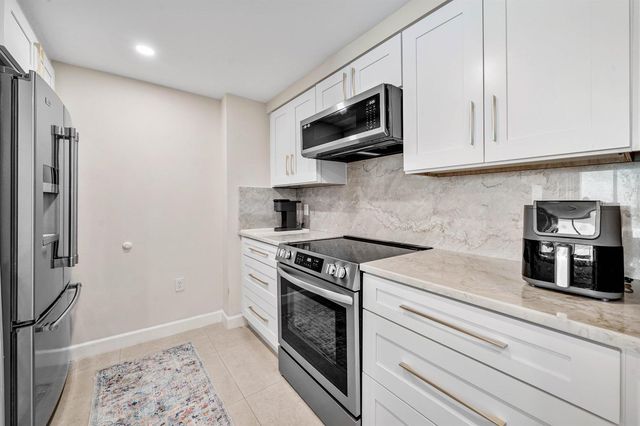 625 Casa Loma Boulevard 1408, Boynton Beach, FL 33435