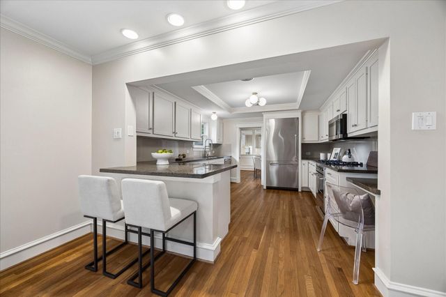 758 E 17th Street, Houston, TX 77008