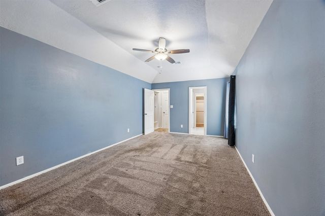 802 W Sealy Street, Alvin, TX 77511
