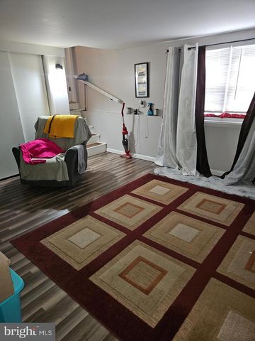 570 BRADFORD DR, Vineland, NJ 08360