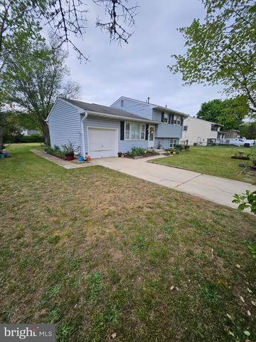 570 BRADFORD DR, Vineland, NJ 08360