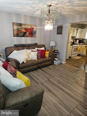 570 BRADFORD DR, Vineland, NJ 08360