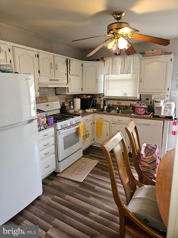 570 BRADFORD DR, Vineland, NJ 08360
