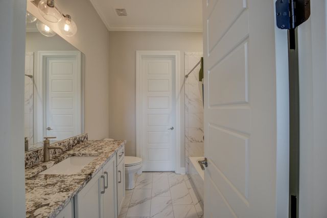 4766 CAROUSEL LN, Collierville, TN 38017