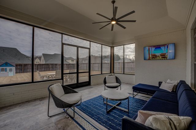 4766 CAROUSEL LN, Collierville, TN 38017