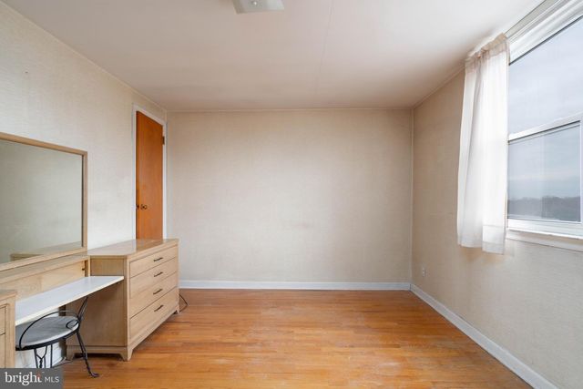 1016 CLAYTON RD, Wilmington, DE 19805