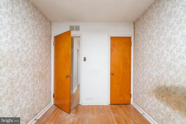 1016 CLAYTON RD, Wilmington, DE 19805