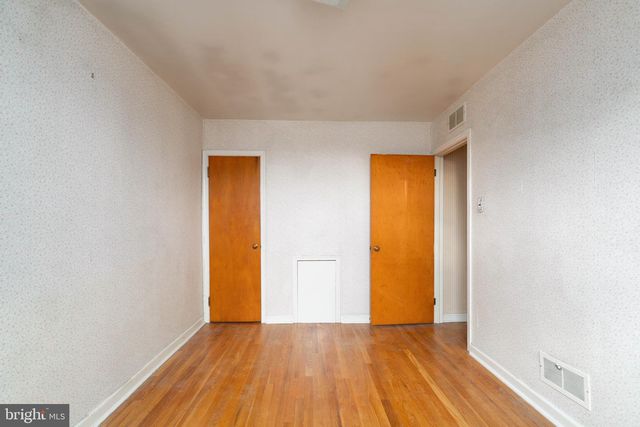 1016 CLAYTON RD, Wilmington, DE 19805