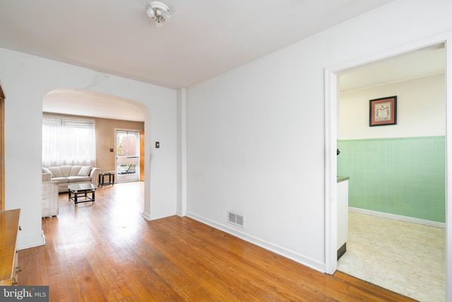 1016 CLAYTON RD, Wilmington, DE 19805