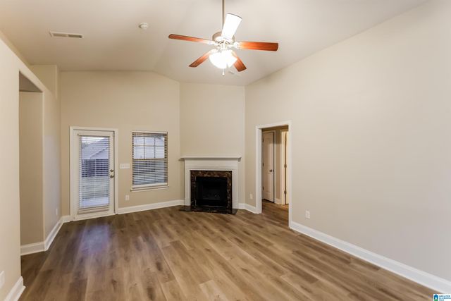 296 IVY HILLS CIRCLE, Calera, AL 35040