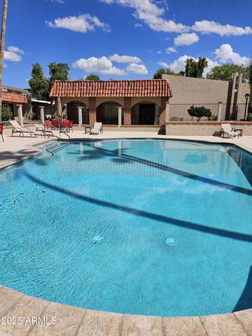 1320 E Bethany Home Road 72, Phoenix, AZ 85014