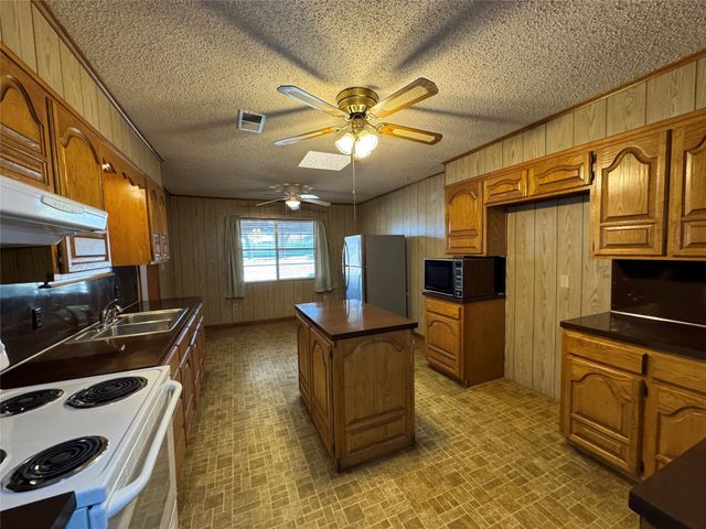 1308 W 12th Street, Cisco, TX 76437