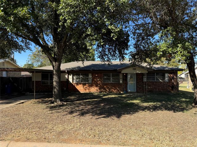 1308 W 12th Street, Cisco, TX 76437