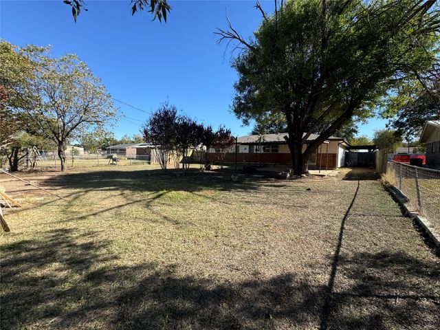 1308 W 12th Street, Cisco, TX 76437
