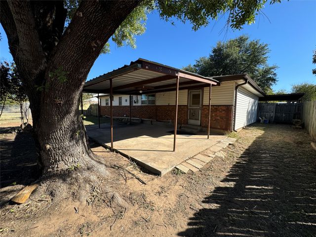 1308 W 12th Street, Cisco, TX 76437