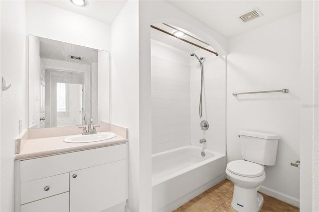 322 E CENTRAL BOULEVARD 706, Orlando, FL 32801