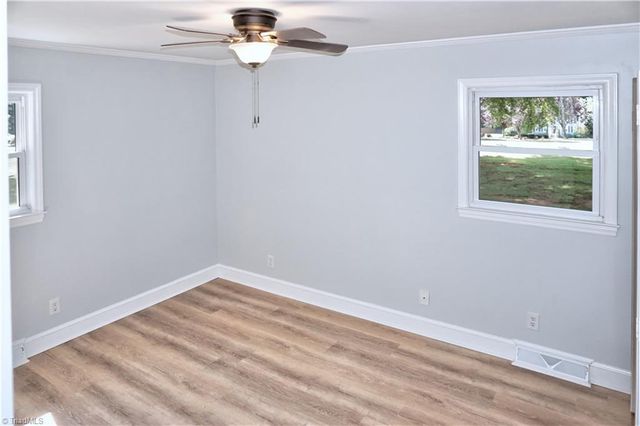 6004 Santa Maria Drive, Winston-salem, NC 27106