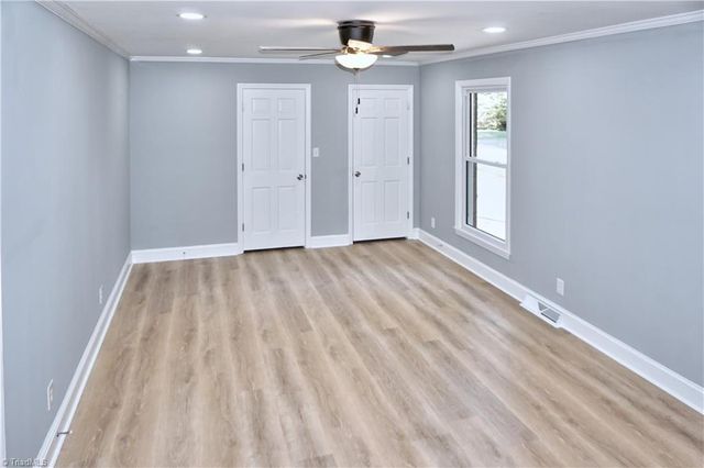 6004 Santa Maria Drive, Winston-salem, NC 27106