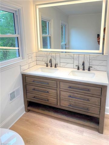 6004 Santa Maria Drive, Winston-salem, NC 27106