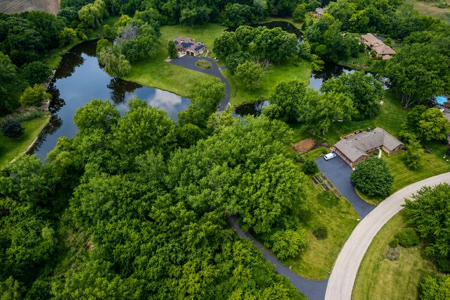 17N396 Binnie Lakes Trail, Dundee, IL 60118