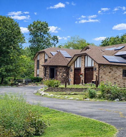 17N396 Binnie Lakes Trail, Dundee, IL 60118