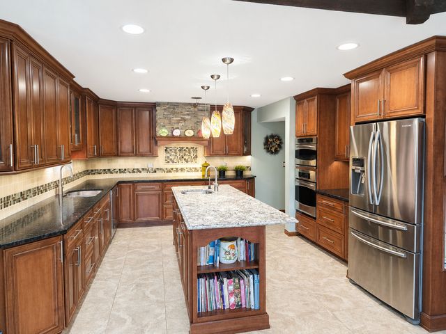 17N396 Binnie Lakes Trail, Dundee, IL 60118