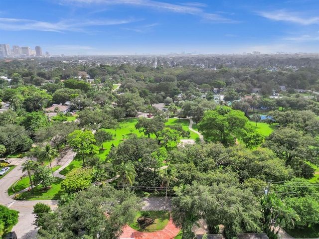 1515 SW 13th Court, Fort Lauderdale, FL 33312
