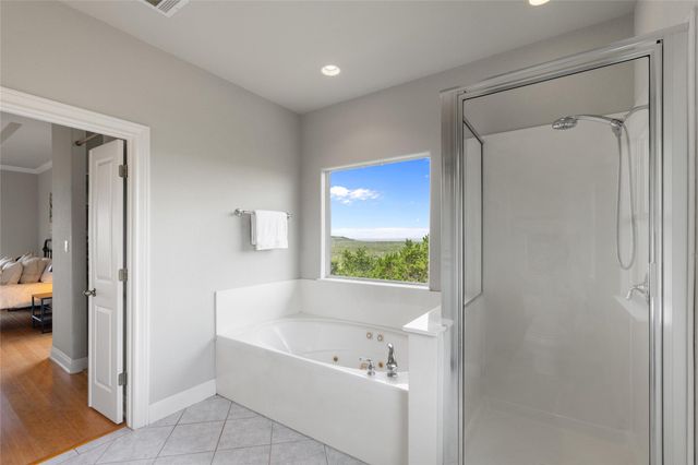 19627 Tyler TRL, Jonestown, TX 78645