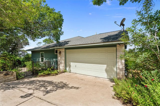 19627 Tyler TRL, Jonestown, TX 78645