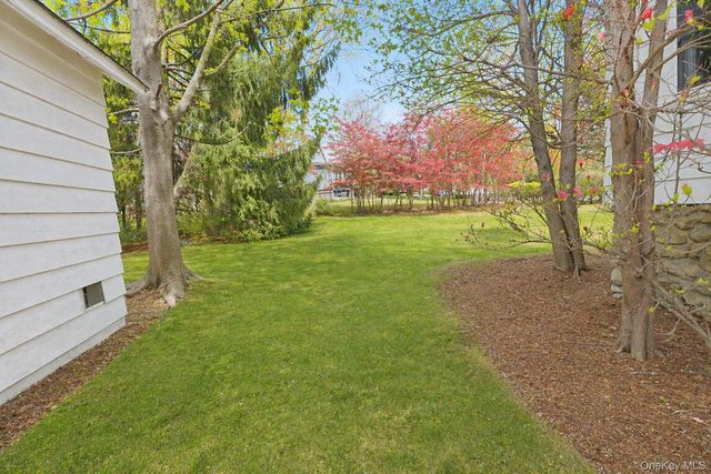 211 Old Middletown Road, Pearl River, NY 10965