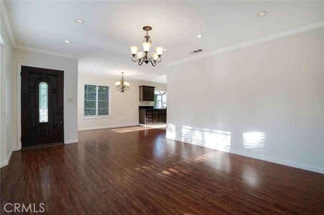 6730 Balboa Boulevard, Van Nuys (los Angeles), CA 91406
