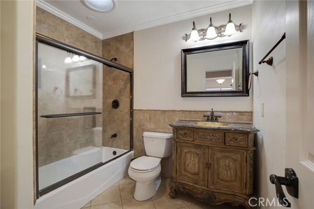 6730 Balboa Boulevard, Van Nuys (los Angeles), CA 91406