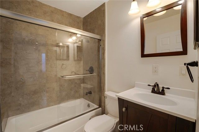 6730 Balboa Boulevard, Van Nuys (los Angeles), CA 91406