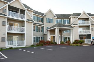 16 James St Unit 303, Milford, NH 03055