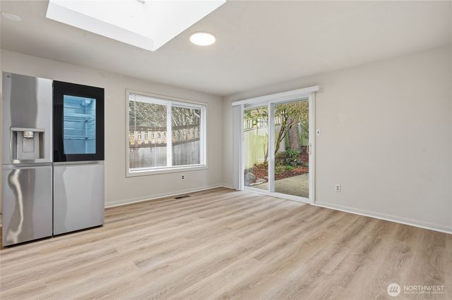 7942 15th Avenue SW, Seattle, WA 98106