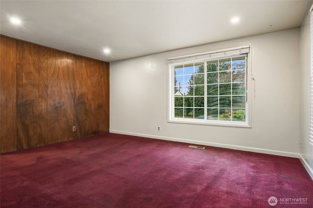 7942 15th Avenue SW, Seattle, WA 98106