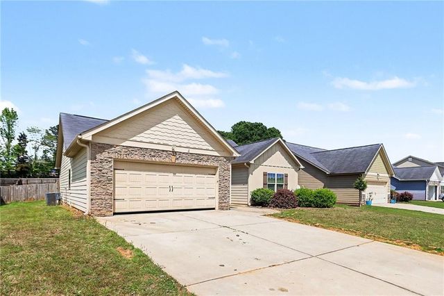 218 Summergate Lane, Villa Rica, GA 30180