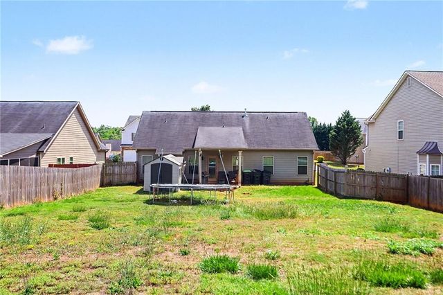 218 Summergate Lane, Villa Rica, GA 30180