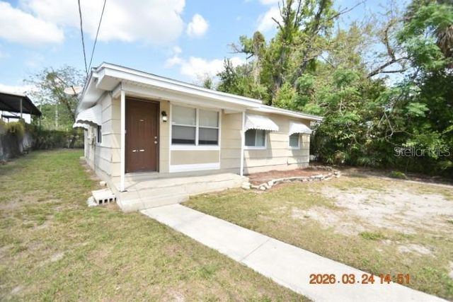 4006 E PARIS STREET, Tampa, FL 33610
