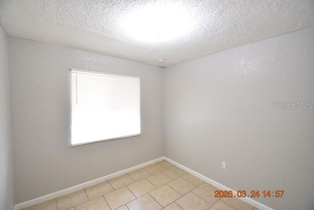 4006 E PARIS STREET, Tampa, FL 33610