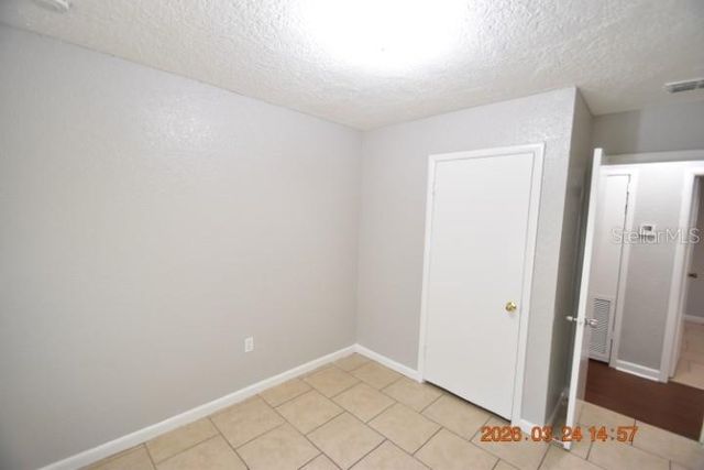 4006 E PARIS STREET, Tampa, FL 33610