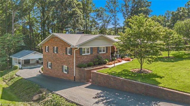 350 Laurelwood Drive, Wilkesboro, NC 28697