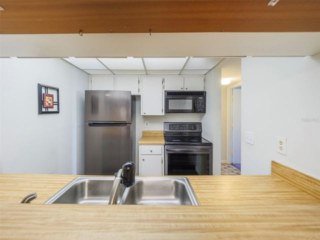 3235 BENEVA ROAD 101, Sarasota, FL 34232