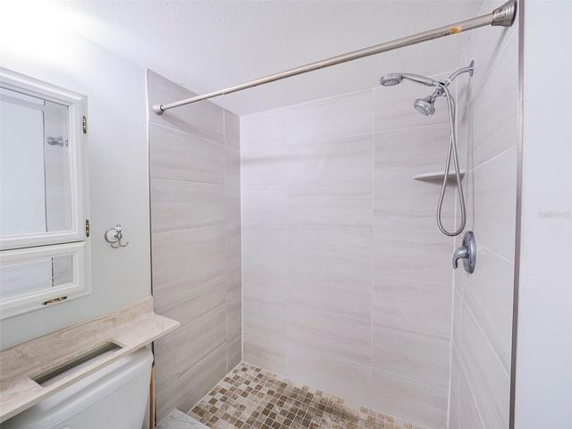 3235 BENEVA ROAD 101, Sarasota, FL 34232